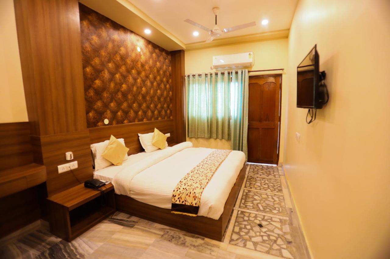 Hotel Vishwanath Βαρανάσι Εξωτερικό φωτογραφία